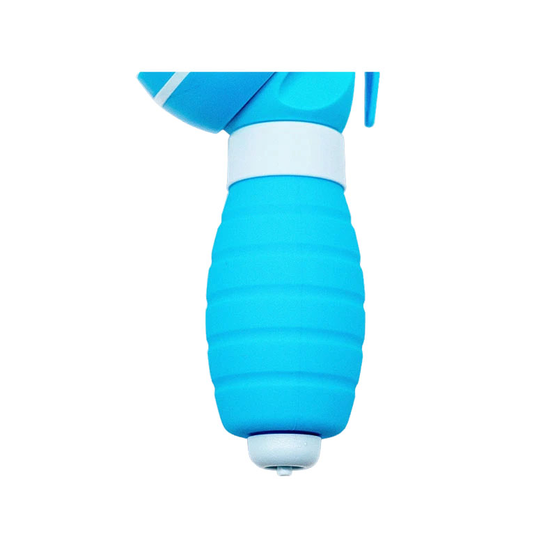 How does the anti-interference performance of the cuff pressure gauge of medical equipment ensure stable readings in complex environments?